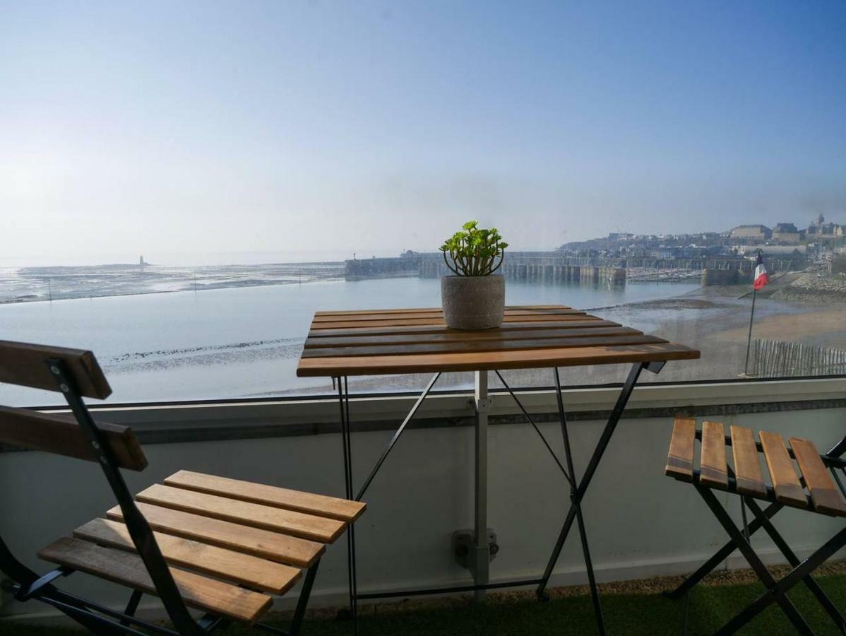 Un Balcon Sur La Mer, Acces Direct A La Plage Granville Eksteriør bilde